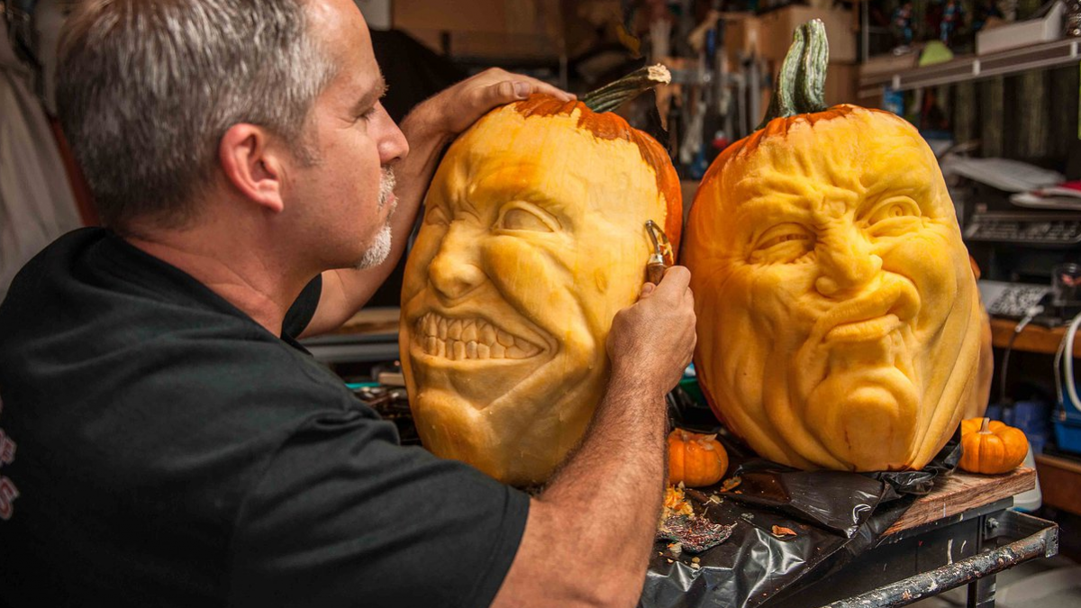 jon neill, zucche intagliate, halloween pumpkin